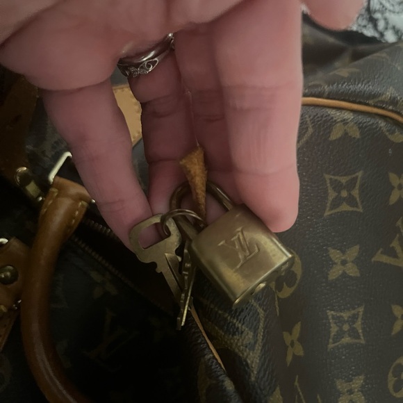 Louis Vuitton Speedy 40 used monogram - Picture 4 of 9
